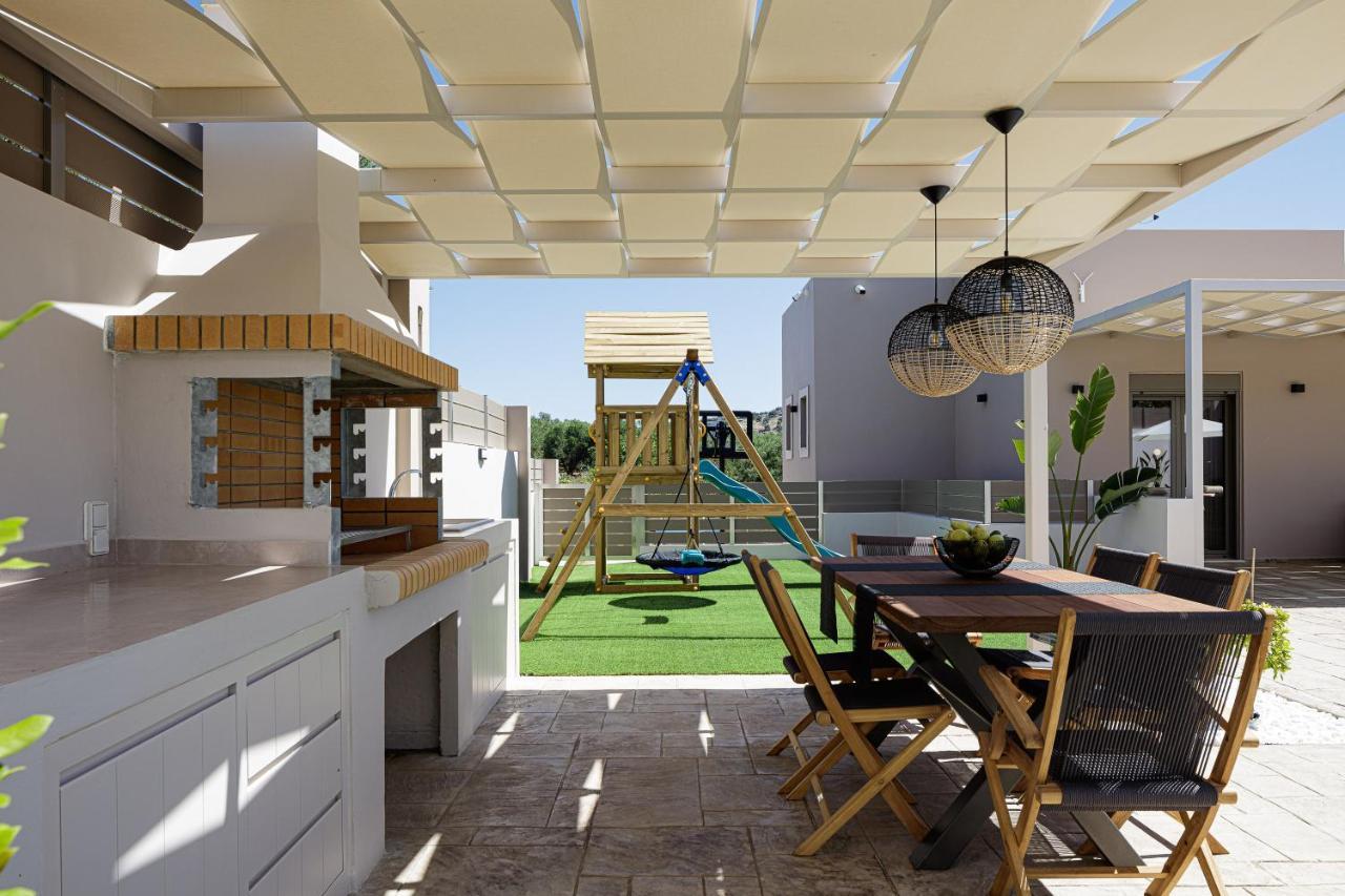 Koin Villa Sunset, With Heated Pool & Whirlpool, By Thinkvilla Perama  外观 照片
